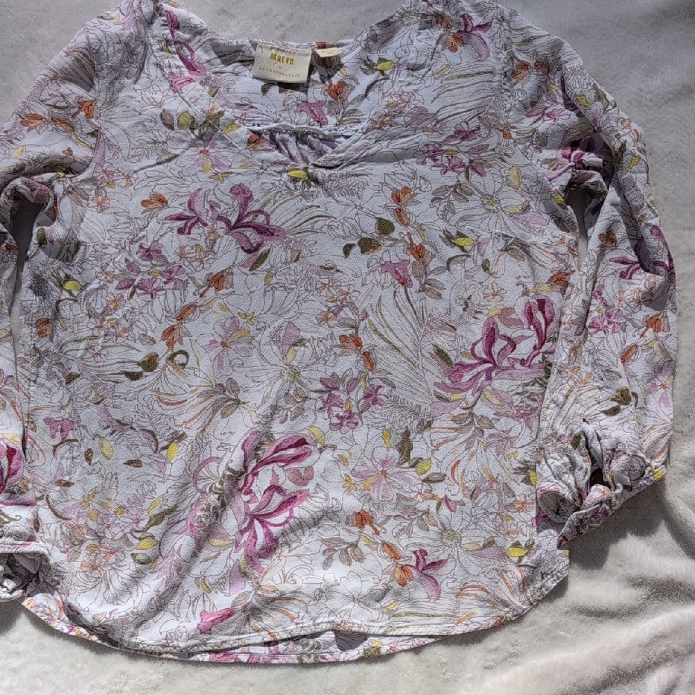 Maeve by Anthropologie white Floral 3/4 Sleeve Blouse - Medium